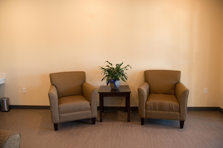 Public Area 2, Cobblestone Inn & Suites - Forest City, Winnebago
