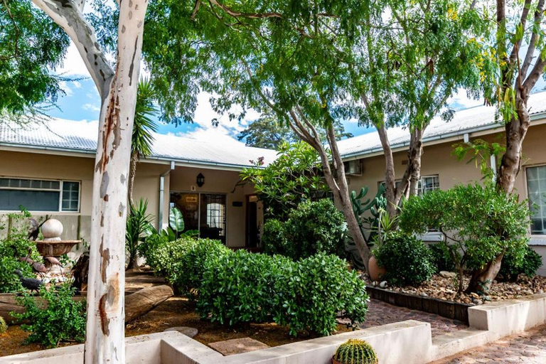 Exterior view 4, Londiningi Guesthouse, Windhoek Rural