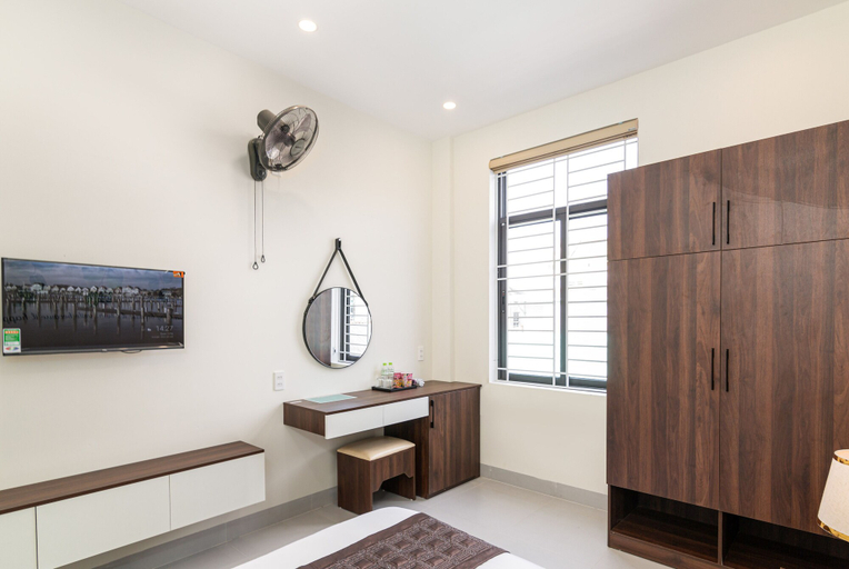 Others 5, BIG HOTEL, Huế