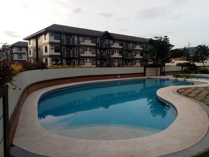 Swimming Pool 11