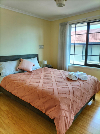 Others 2, 12 mins to Mel Airport-Good Wood House, Brimbank - Keilor