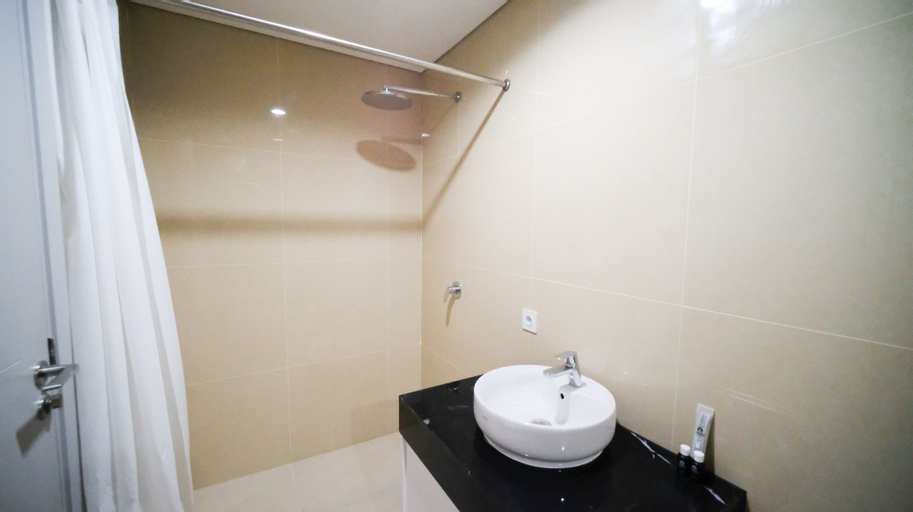 Bedroom 2, Simple And Clean 2Br At Grand Sungkono Lagoon Apartment, Surabaya