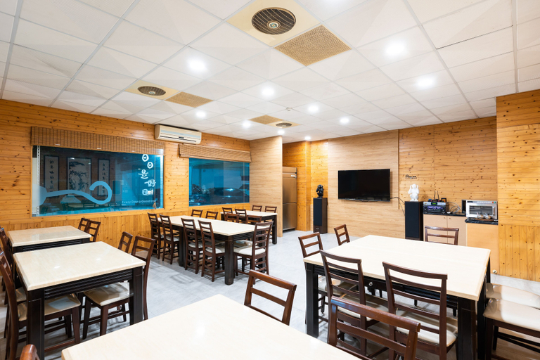 Food & Drinks 5, Hotel E Tung, Taichung