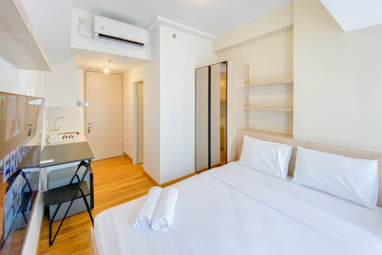 Bedroom 3, Good Price And Homey Studio At Tokyo Riverside Pik 2 Apartment, Tangerang