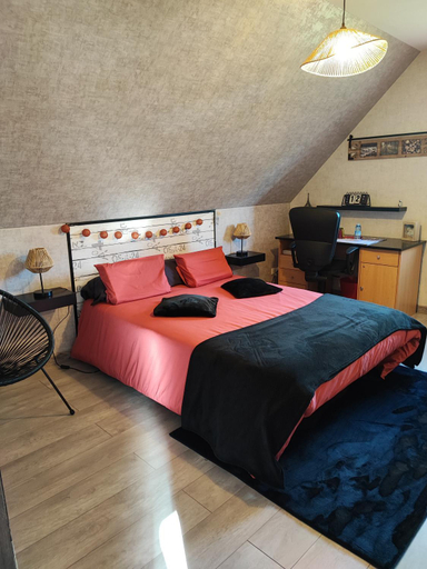 Others 5, Chambre a louer proche circuit, Sarthe