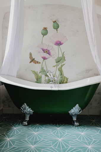 Bathroom 3, Monastery Garden, Český Krumlov