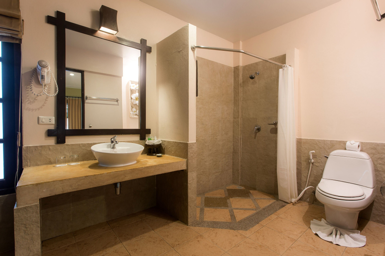 Bathroom 8