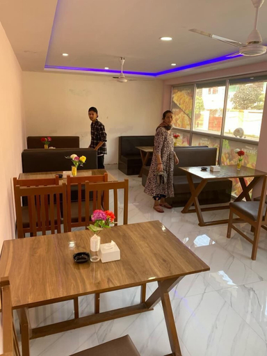 Food & Drinks 4, Royalwood City Inn, Koshi