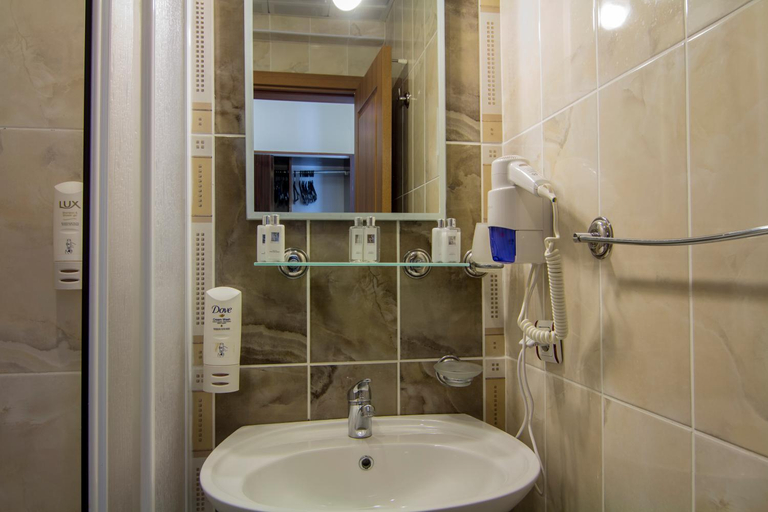 Bathroom 5, Belcekum Beach Hotel, Fethiye