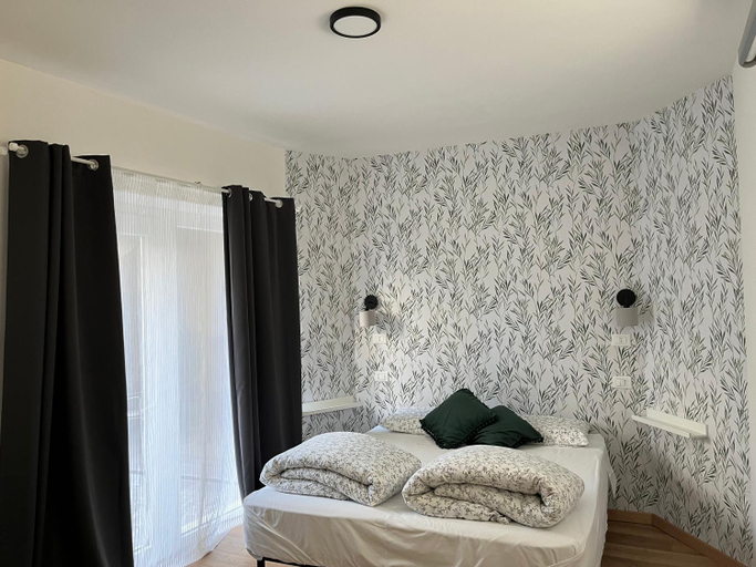 Others 5, Corte Torchio B&B, Brescia