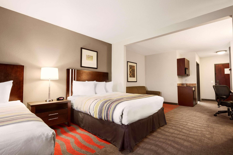 Bedroom 3, Country Inn & Suites by Radisson, Dearborn, MI, Wayne