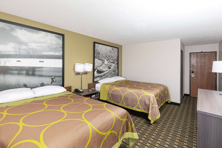Bedroom 3, Super 8 by Wyndham Johnson City, Washington