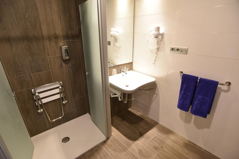 Bathroom 4, TC Hotel Dona Luisa, Las Palmas