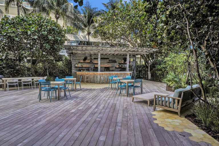 Food & Drinks, FABULOUS SUITE OVEAN VIEW W South Beach, Miami-Dade