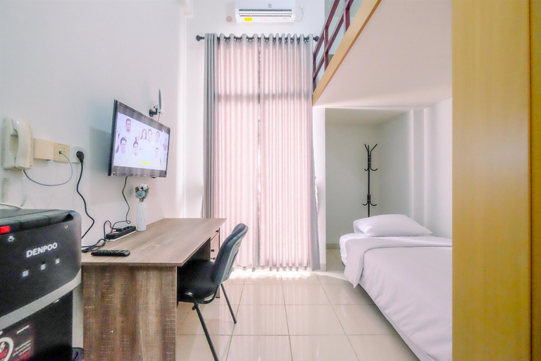 Bedroom 4, Enjoy Living And Homey Studio Dave Apartment, Depok