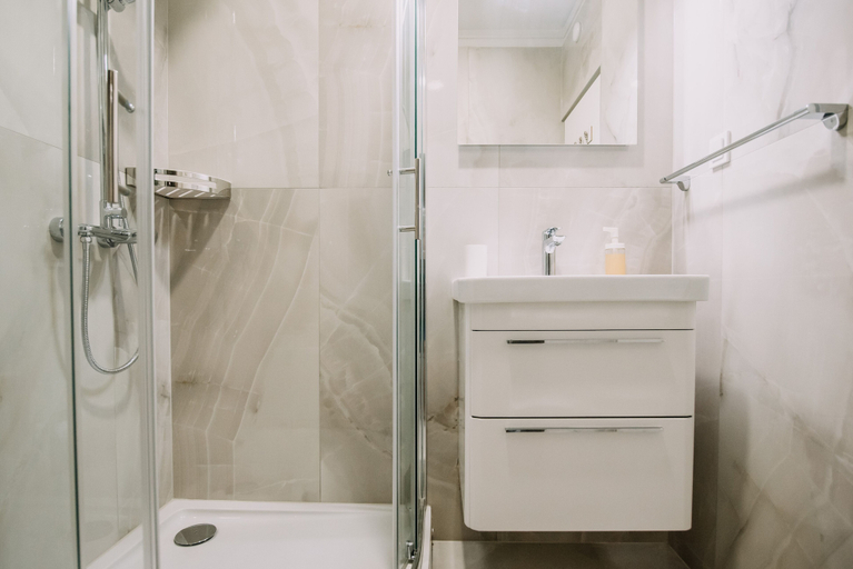 Bathroom 4, Art Deco Cathedral Apartments by DuHomes, Dubrovnik