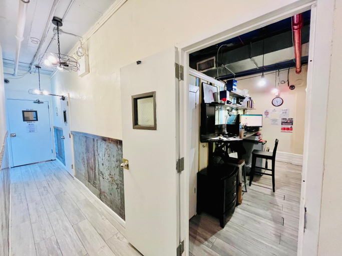 Public Area 3, New York Spirit Retreats HOSTEL, New York