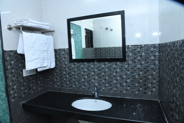 Bathroom 5, Hotel durga, Sirohi