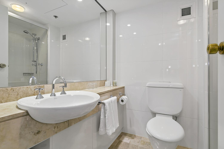 Bathroom 7