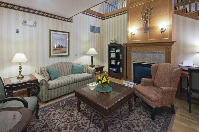 Country Inn & Suites by Radisson, Prairie du Chien, Crawford