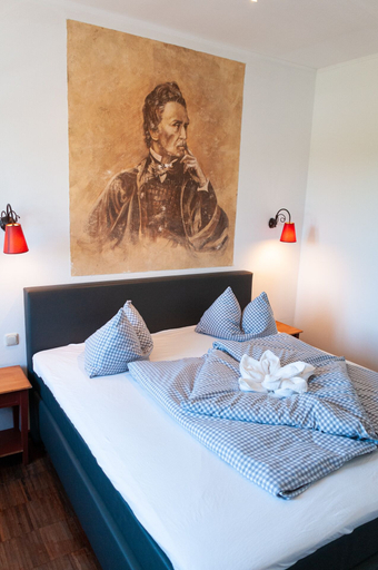 Bedroom 4, Landhotel & Gasthof Baiernrain, Bad Tölz-Wolfratshausen