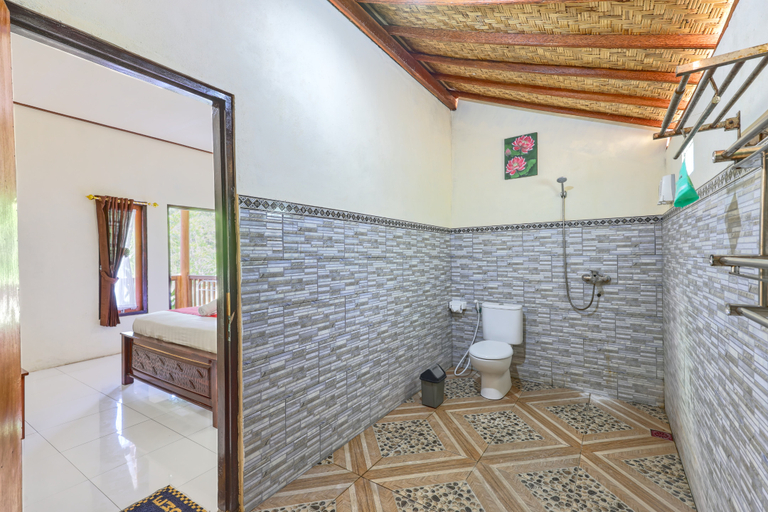 Bathroom 3, Nata Cottage, Klungkung