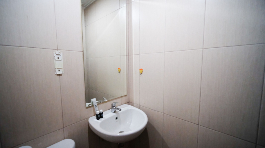 Bedroom 2, Nice And Clean Studio No Kitchen At Tamansari Papilio Apartment, Surabaya