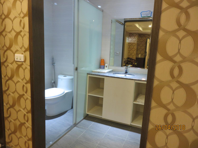 Bathroom 3, Mao Hua Motel, Taichung