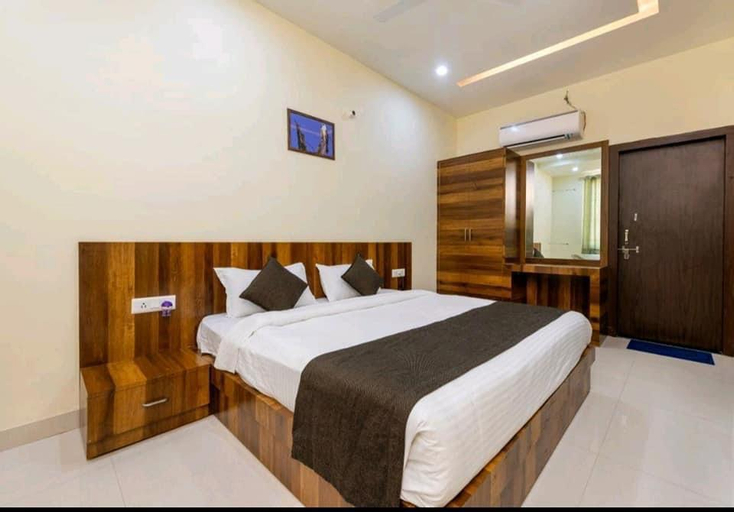 Bedroom 2, Hotel Ravi Residency, Bharatpur