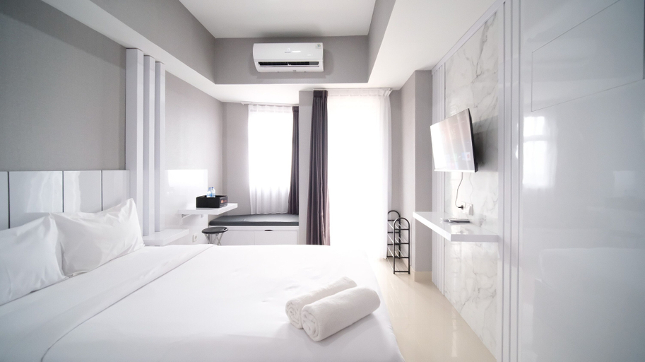 Bedroom 4, Nice And Comfy Studio Grand Dharmahusada Lagoon Apartment, Surabaya