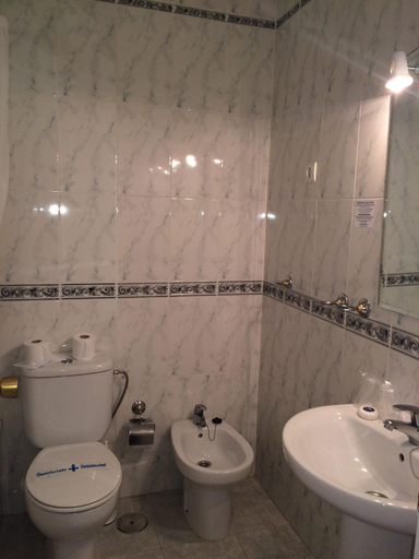 Bathroom 4, Apartamentos Coronado, Málaga