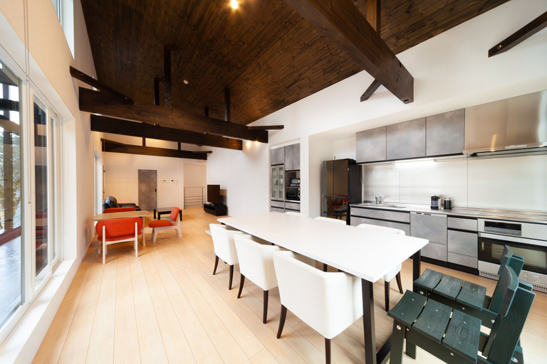 Others 4, Villa Rochalie, Hakuba