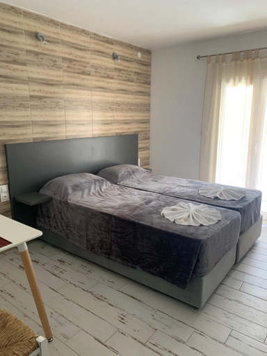 Others 3, Polykratis Rooms, Thessaly