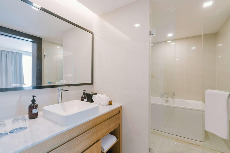 Bathroom 4