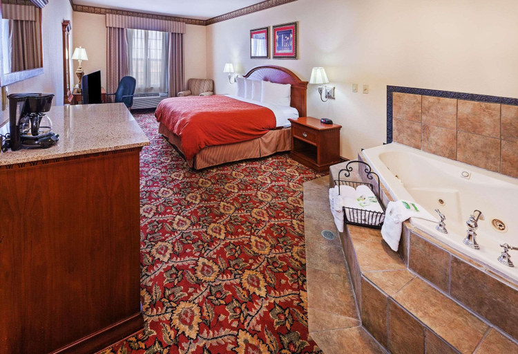 Bedroom 4, Country Inn & Suites by Radisson, Amarillo I-40 West, TX, Potter