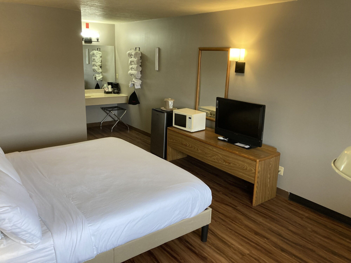 Others 5, Valley Inn and Suites, Orange