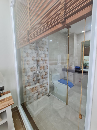 Bathroom 17