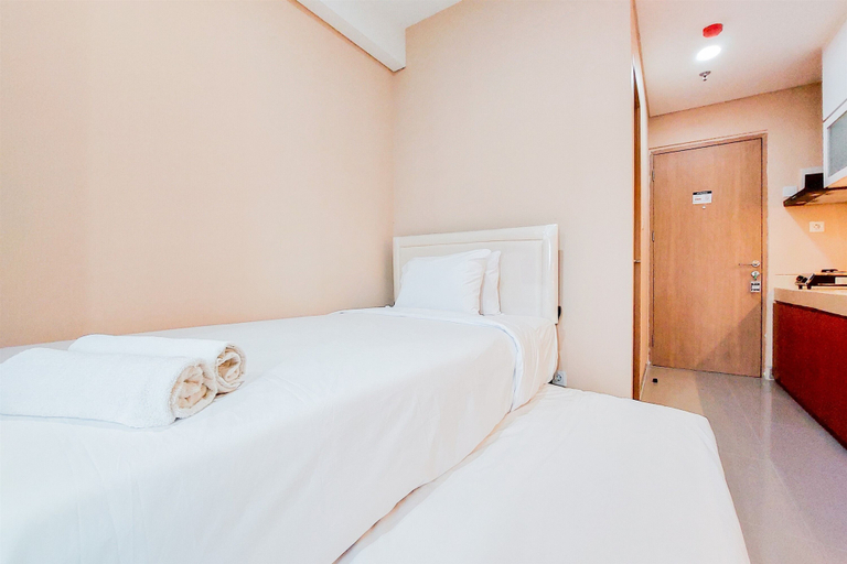Bedroom 4, Nice And Simply Look Studio Apartment At B Residence, Tangerang Selatan