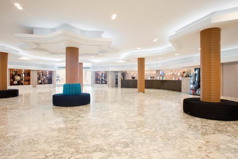Public Area 3, Best Cambrils, Tarragona