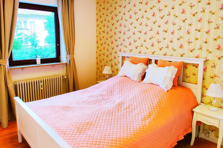 Bedroom 2, Romantic Style Apartment Titisee, Breisgau-Hochschwarzwald
