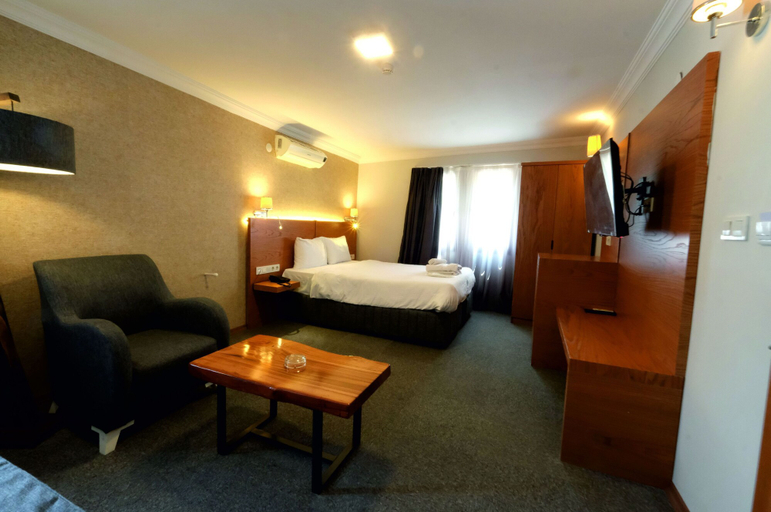 Bedroom 4, Varyant Hotel, Konak