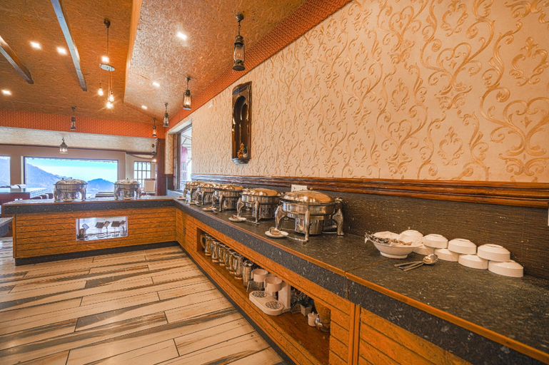 Food & Drinks 5, Pax Hotel Ark, Chamba
