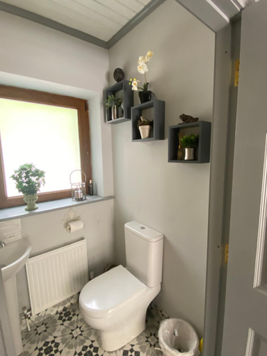 Bathroom 3, Salmon Weir Lodge