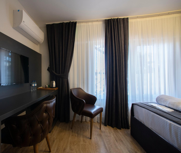 Others 2, Kanarya Suite, Kadıköy