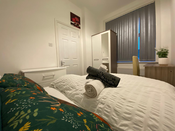 Guestroom, Nice Living Serviced Accommodations 3, Coventry