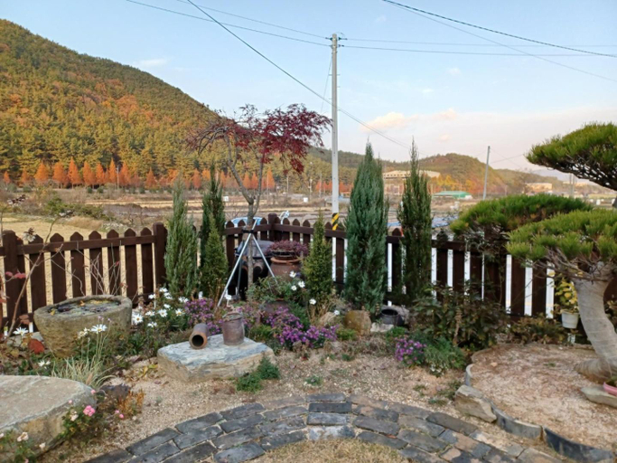 Others 3, Iryang Stay, Goseong