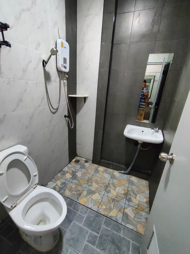 Bathroom 4, Check-in Resort, Muang Chai Nat