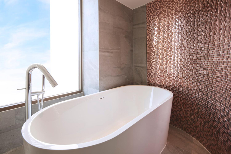 Bathroom 8