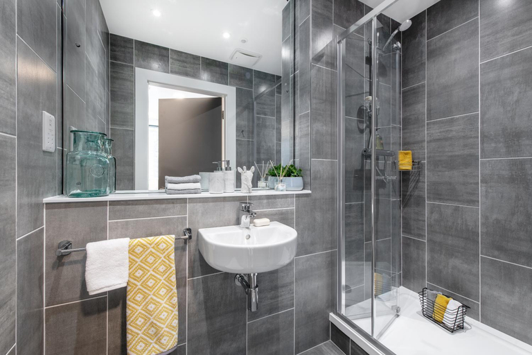 Bathroom 4, Yugo Highfield Park, Dublin