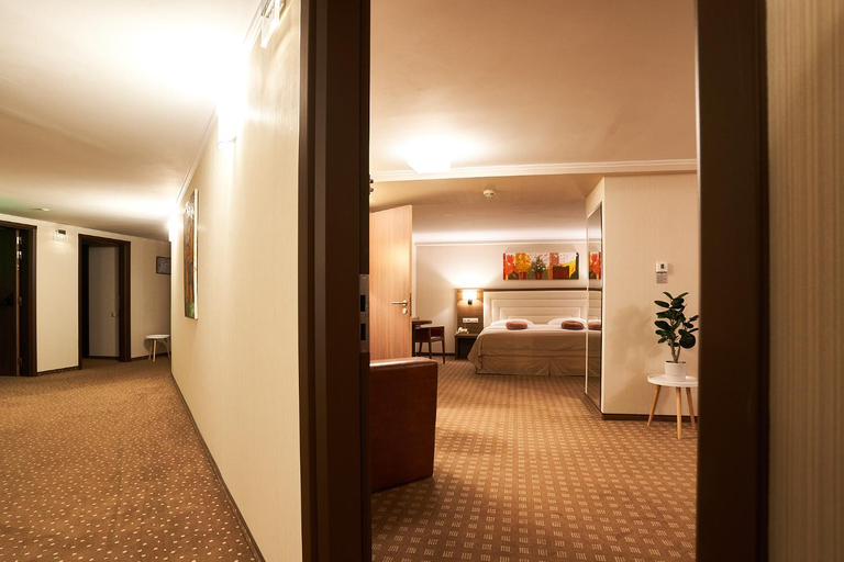 Others 5, Petrodava ONE, Piatra-neamt
